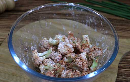 marinate-boiled-cauliflower-with-other-ingredients