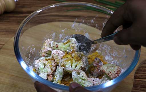 mix-cornflakes-with-marinated-gobi
