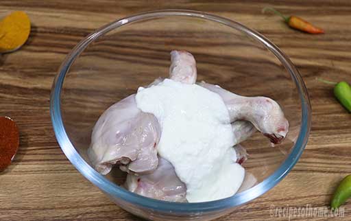 mix-hung-curd-with-chicken