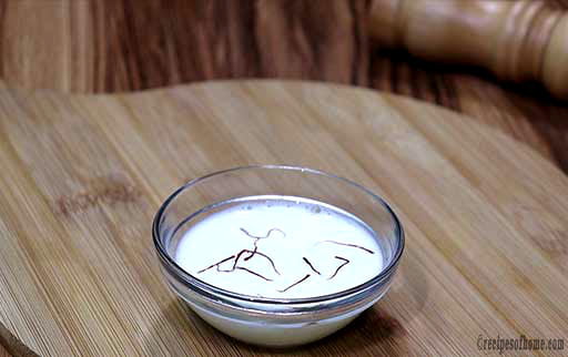 prepare-kesar-milk