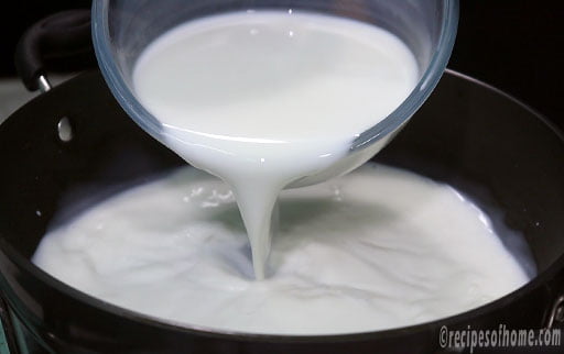 pour-full-fat-milk-in-deep-kadhai