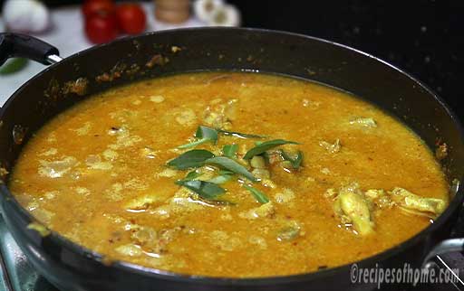 add-a-few-fresh-curry-leaves