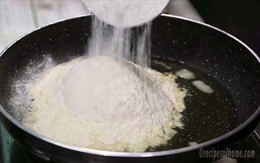 pour-maida-with-milk-powder