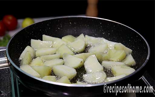 shallow fry potatoes in medium to high flame