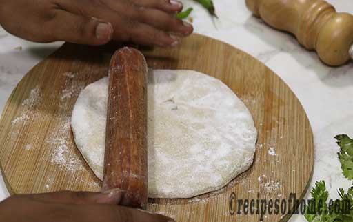roll on to make roti shape