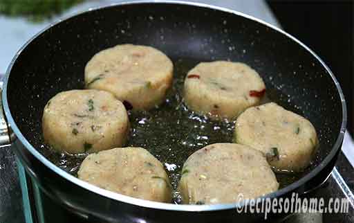 fry aloo tikki in low flame