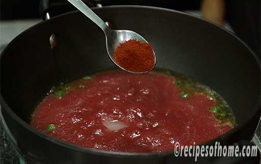 sprinkle a teaspoon kashmiri red chili powder