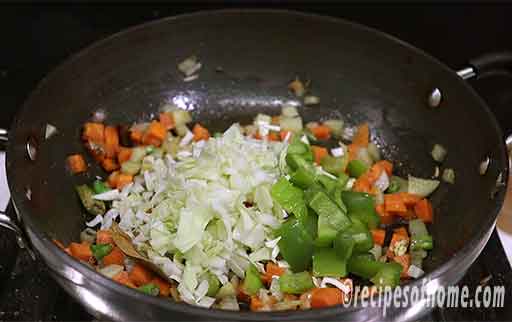 add chopped cabbage capsicum