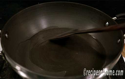 add oil in a pan