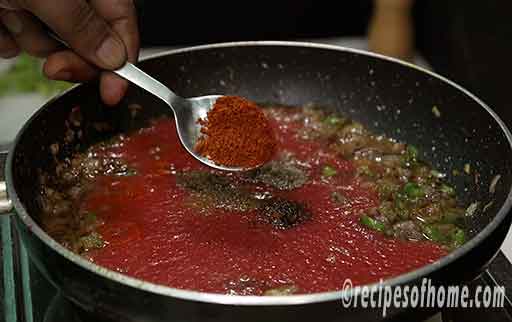 sprinkle kashmiri red chili powder
