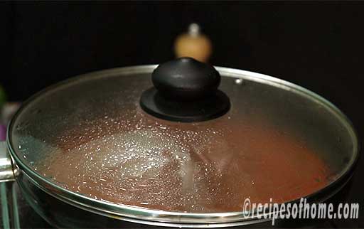 simmer gravy in low flame