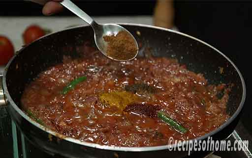 sprinkle some powder spices