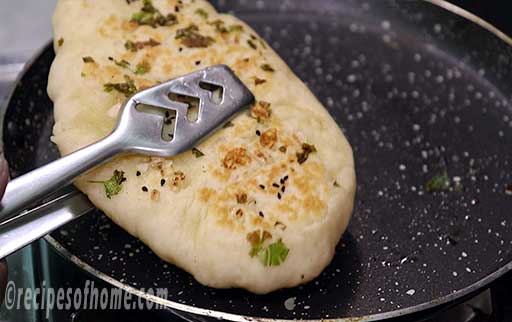 homemade garlic naan is ready to serve