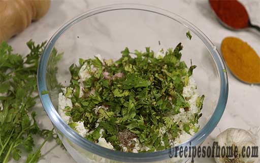 add finely chopped coriander leaves