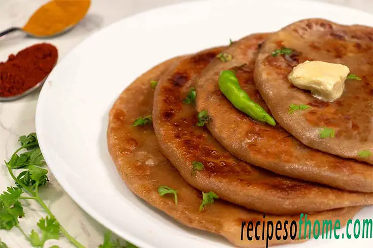 cheese paneer paratha recipe, stuffed paneer paratha