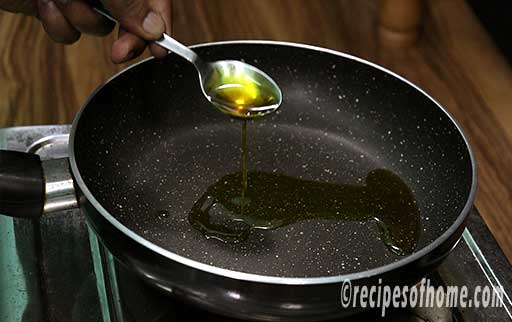 pour mustard oil in a pan