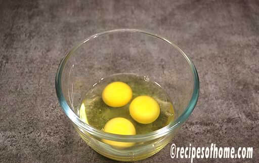 break 3 eggs in bowl