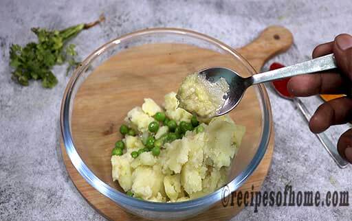 mix green peas and ginger garlic paste