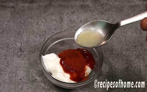 mix mayo, ketchup, red chili powder, lemon juice