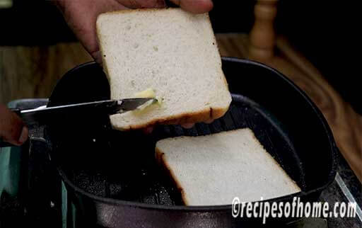 apply butter on bread befor toasting