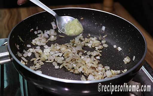sprinkle 1/2 tablespoon ginger garlic paste