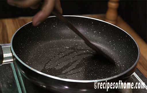 heat oil in a pan