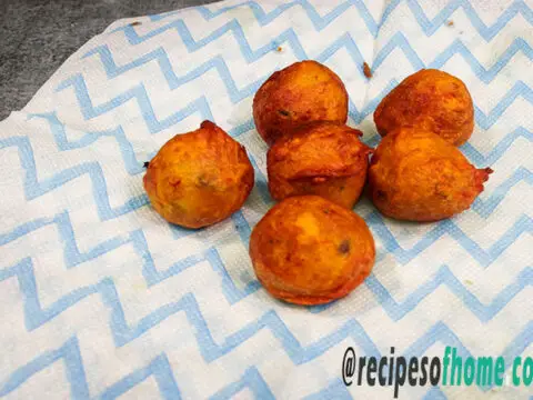 batata vada recipe , aloo vada , how to make batata vada