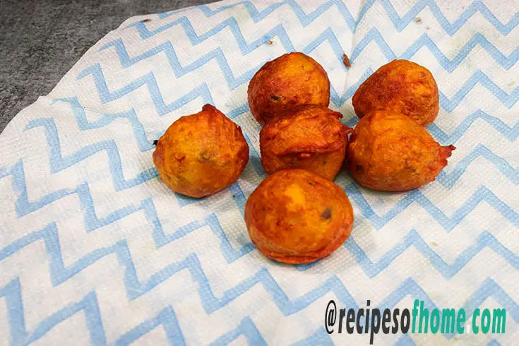 batata vada recipe , aloo vada , how to make batata vada