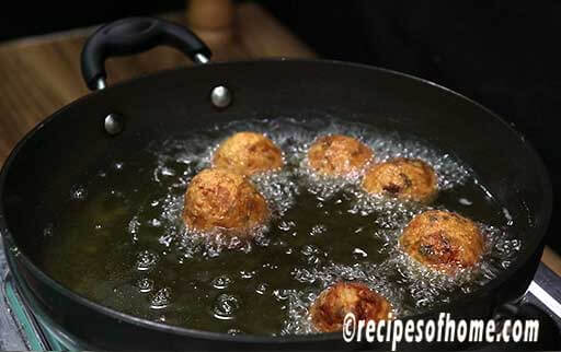 fry onion pakoda from both sides