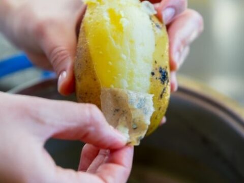 How to Boil Potatoes (Stove, Microwave, Cooker, Instant Pot)
