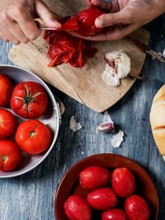  How to peel Tomatoes easily: A Simple Guide