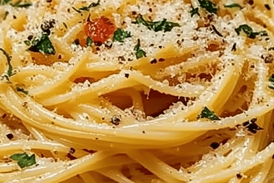 Spaghetti with Garlic and Oil Aglio E Olio 1